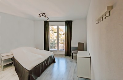 Master bedroom övervåning